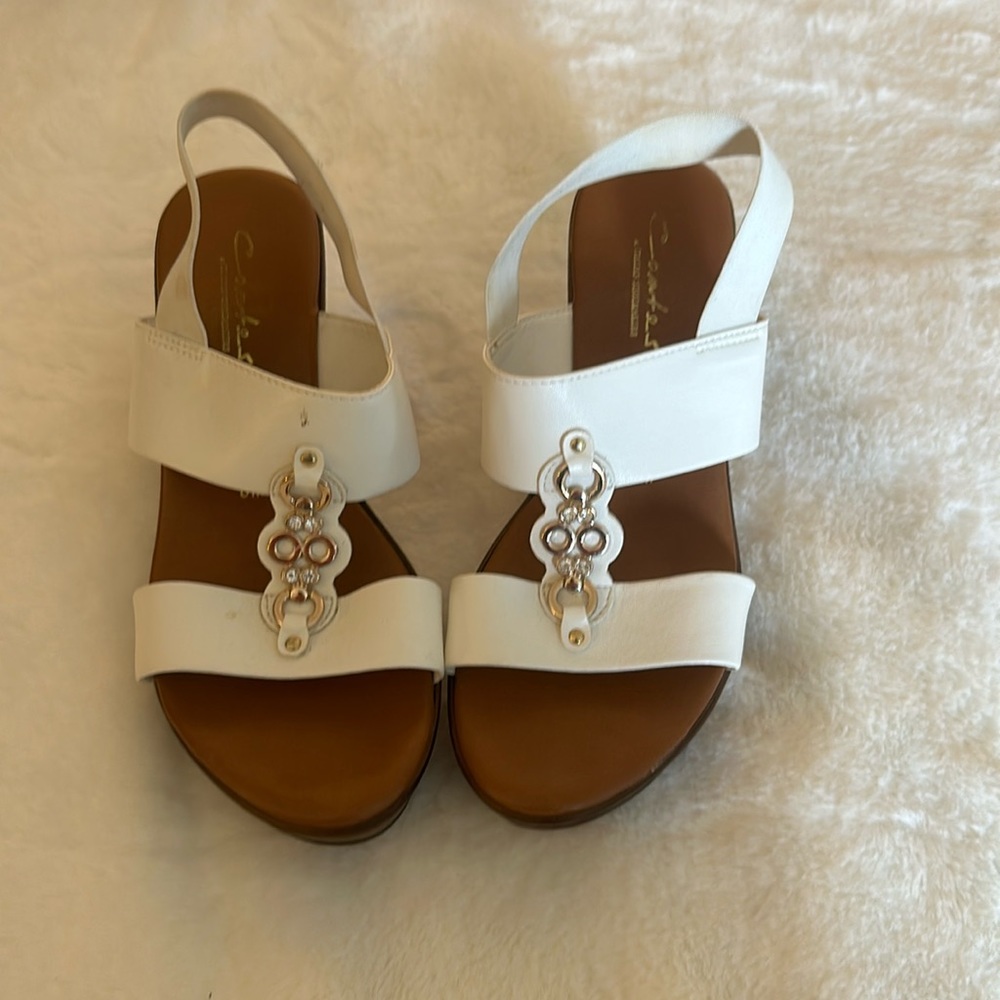 Contesta shoes